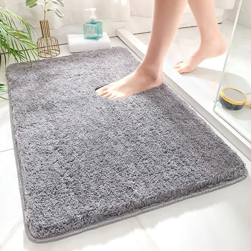 Anti-Slip Bathroom Mat - Thick, Absorbent, Machine Washable